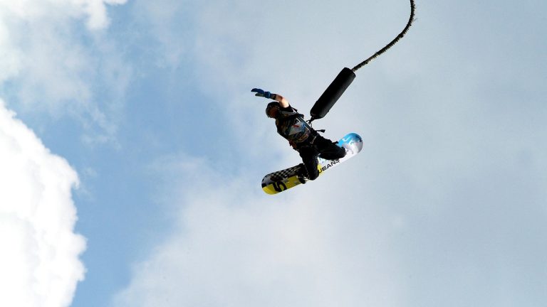 Profiter d’un saut à l’élastique à proximité de Paris